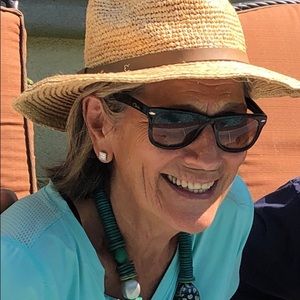 Meet your Posher, Lori